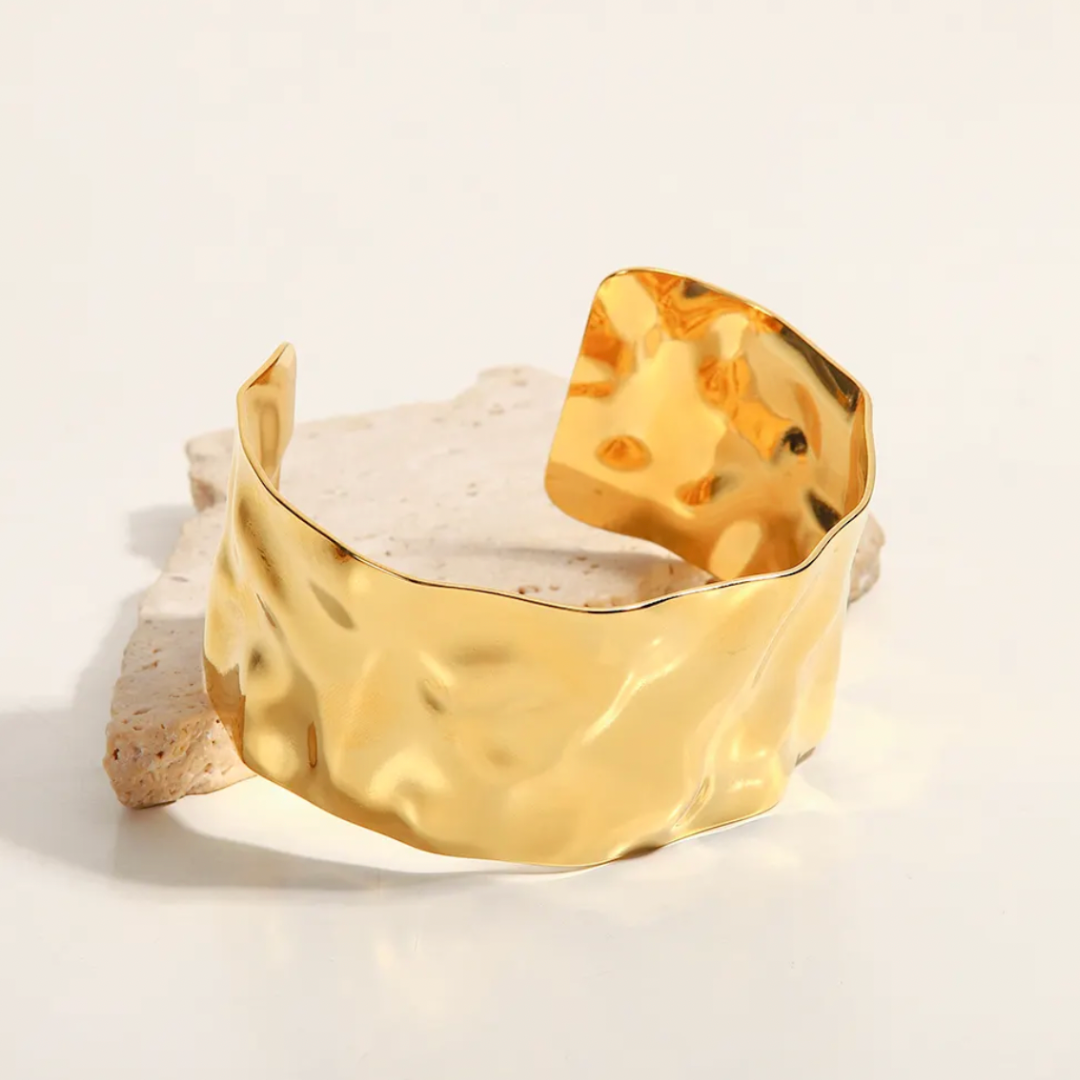 Heidi Bangle