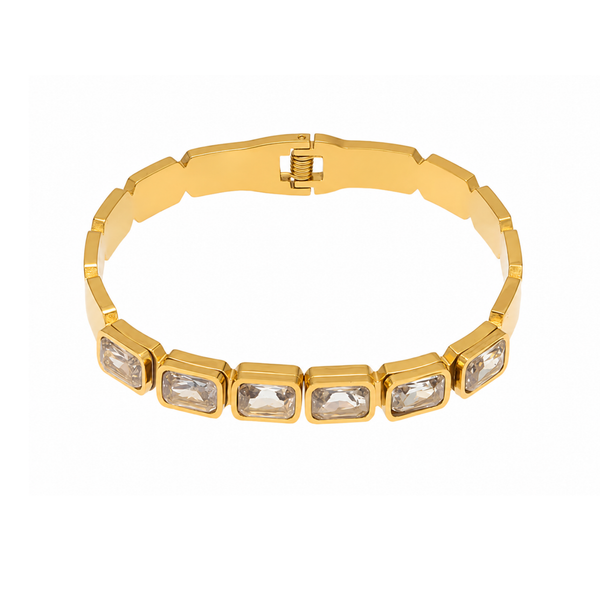 Cassie Bangle
